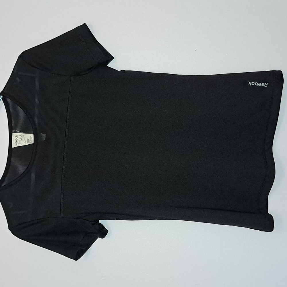 Reebok PLAYDRY Athletic Short Sleeve Shirt